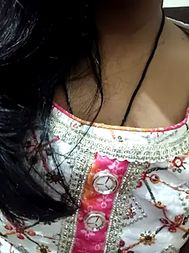 Snapshot of anjali2351 chatting on 14, 11, 2025 anjali2351 online show from 14, 11, 2025