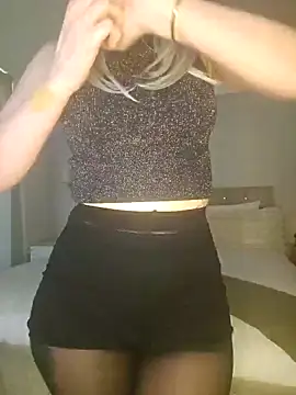 Snapshot of mshiddendesire chatting on 6, 10, 2025 mshiddendesire online show from 6, 10, 2025