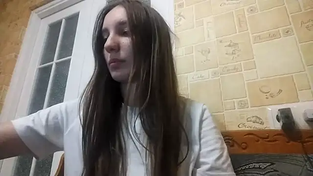 Snapshot of AdelaideParslow chatting on 19, 10, 2025 AdelaideParslow online show from 19, 10, 2025