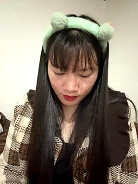 TrangNemo online show from 18, 12, 2025