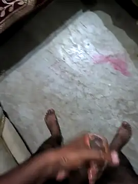 Snapshot of Bull_For_Cuckold_Realmeet chatting on 18, 11, 2025 Bull For Cuckold Realmeet online show from 18, 11, 2025