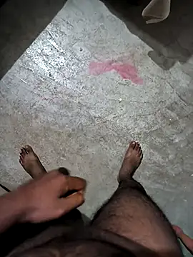 Snapshot of Bull_For_Cuckold_Realmeet chatting on 29, 11, 2025 Bull For Cuckold Realmeet online show from 29, 11, 2025