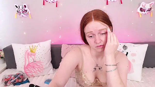 Snapshot of Evarey_ chatting on 17, 7, 2026 Evarey online show from 17, 7, 2026