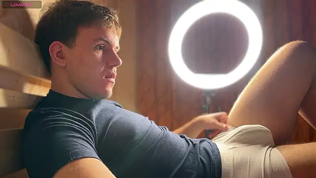 mynameischris online show from 25, 2, 2026