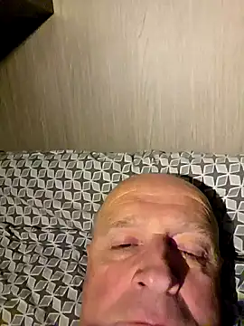 Snapshot of rudy-kralik chatting on 17, 2, 2026 rudy-kralik online show from 17, 2, 2026