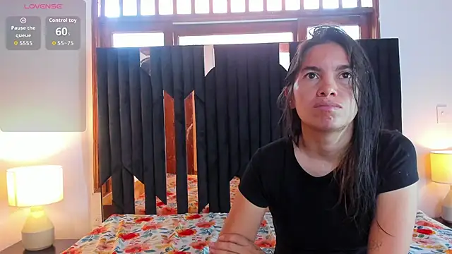 Sofy and Mia online show from 24, 11, 2025