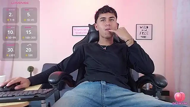 Snapshot of Alancum7 chatting on 21, 5, 2026 Alancum7 online show from 21, 5, 2026