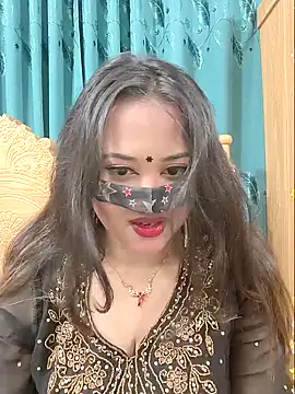 Beauty Queen Soniya online show from 7, 4, 2026