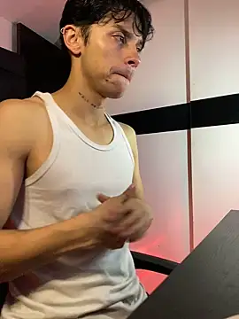 ErosDominant online show from 6, 11, 2025