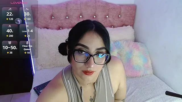 SeleneMore online show from 4, 12, 2025