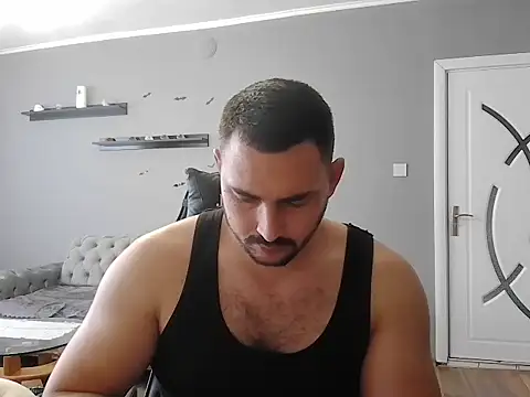 Snapshot of mastermute chatting on 25, 11, 2025 mastermute online show from 25, 11, 2025