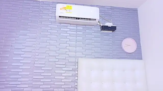 Hungry pussy18 online show from 15, 10, 2025