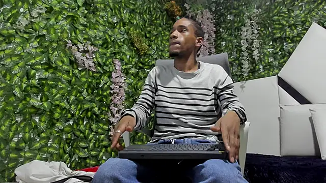 REDBRYAN EBANO online show from 28, 10, 2025