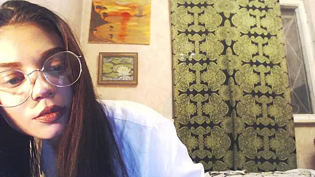 Lady Elsa Snow online show from 9, 11, 2025