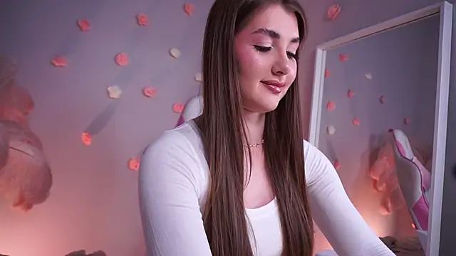 LureOfEva online show from 3, 4, 2026