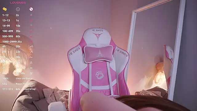 LureOfEva online show from 14, 4, 2026