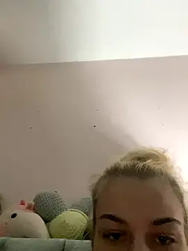 babygirl1906 online show from 7, 10, 2025