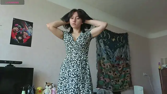 MiaLovelyOne online show from 9, 6, 2026