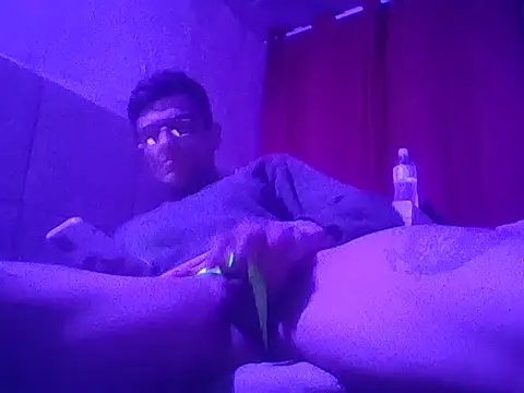 Snapshot of Testcam69 chatting on 6, 7, 2026 Testcam69 online show from 6, 7, 2026