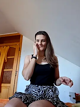 Nika aa online show from 11, 11, 2025