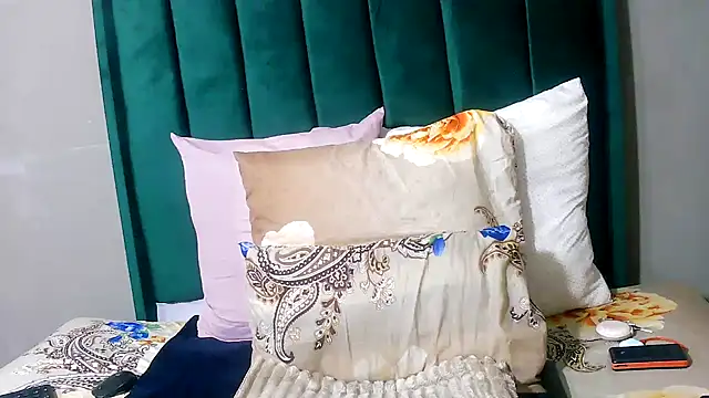 DeliciousBoobsx25 online show from 12, 11, 2025