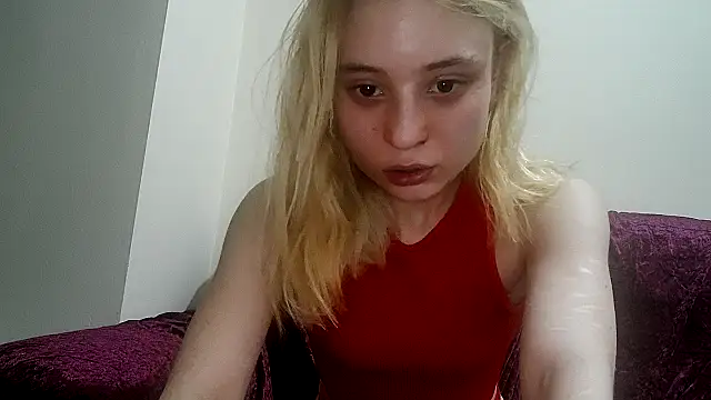 Snapshot of cinnamon-xx chatting on 4, 5, 2026 cinnamon-xx online show from 4, 5, 2026