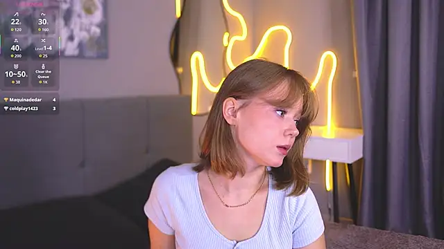 lorapalmerry online show from 27, 10, 2025