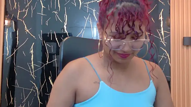 Snapshot of SamanthaFox_8 chatting on 18, 7, 2026 SamanthaFox 8 online show from 18, 7, 2026
