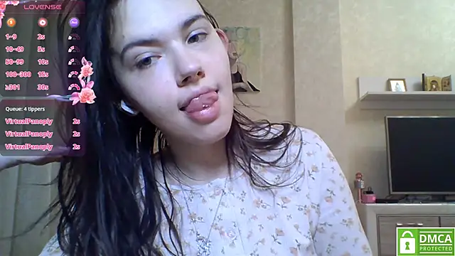 Snapshot of CeyaLier chatting on 25, 6, 2026 CeyaLier online show from 25, 6, 2026