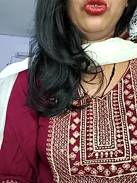 Snapshot of Janu-hasena chatting on 4, 7, 2026 Janu-hasena online show from 4, 7, 2026