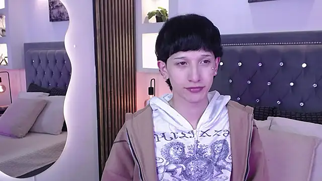 Snapshot of Emo_Boy_ chatting on 22, 5, 2026 Emo Boy online show from 22, 5, 2026