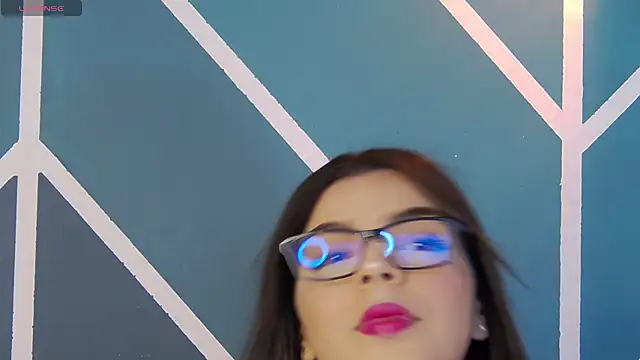 Aranzza Ross online show from 24, 11, 2025