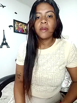 vannesitha25 online show from 10, 10, 2025