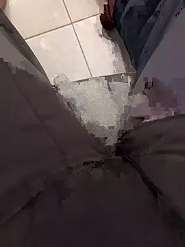 Snapshot of oralin chatting on 21, 10, 2025 oralin online show from 21, 10, 2025