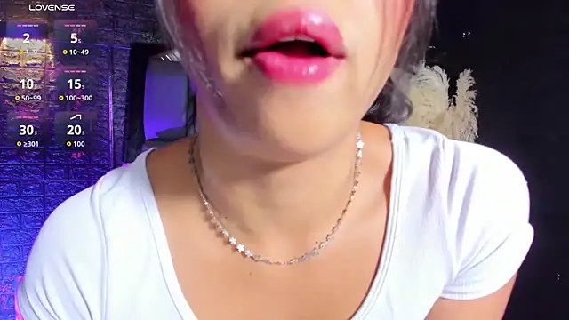 Snapshot of Assia_Roos chatting on 18, 6, 2026 Assia Roos online show from 18, 6, 2026