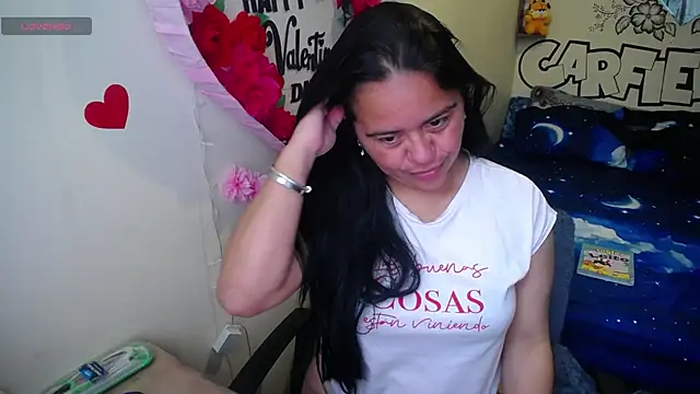 Miss  kendra  online show from 23, 4, 2026