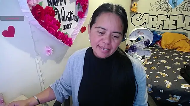 Snapshot of Miss__kendra_ chatting on 22, 7, 2026 Miss kendra online show from 22, 7, 2026