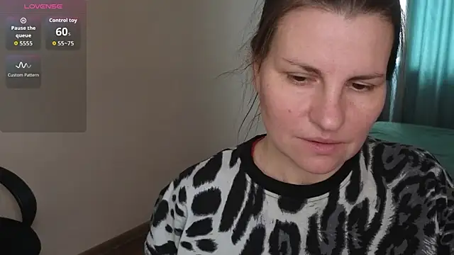 Snapshot of Mirabelle_Velvet chatting on 21, 11, 2025 Mirabelle Velvet online show from 21, 11, 2025