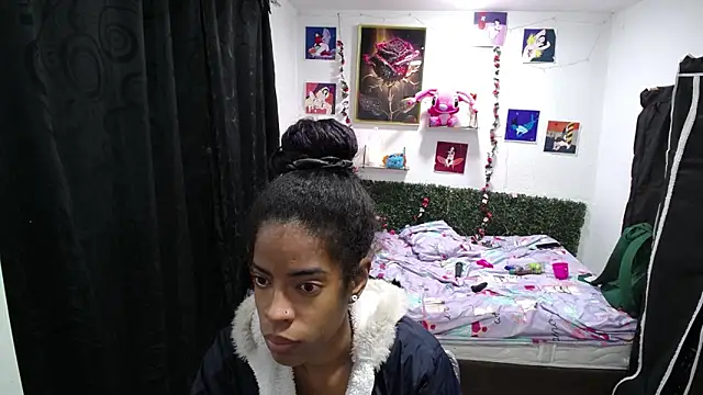 thianahorny online show from 11, 4, 2026