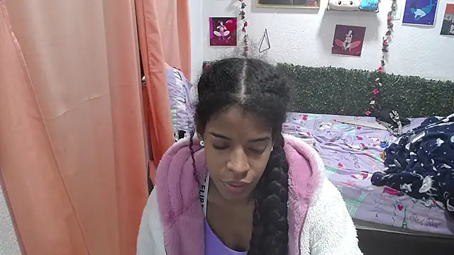 Snapshot of thianahorny chatting on 9, 6, 2026 thianahorny online show from 9, 6, 2026