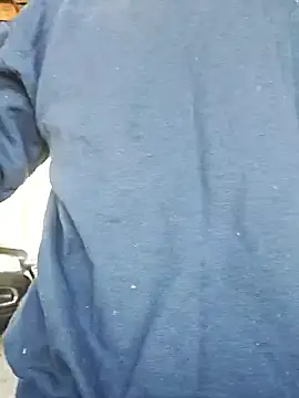 Juicydick420-xxx online show from 1, 3, 2026