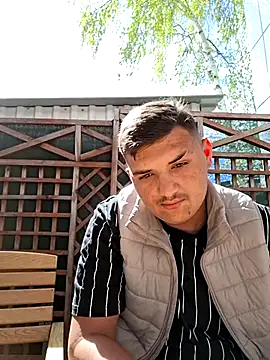 Denis dns2024 online show from 24, 4, 2026