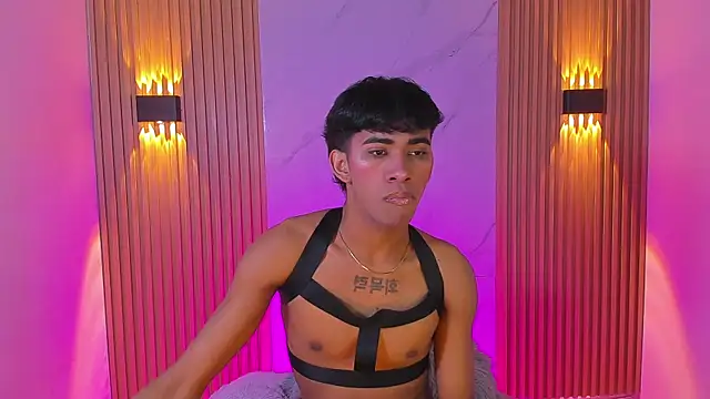 Ethan thouse online show from 27, 11, 2025