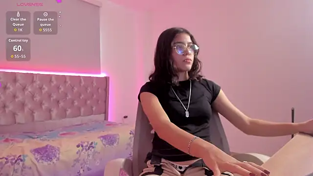 beiby glow online show from 11, 10, 2025