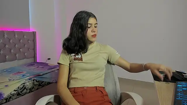 beiby glow online show from 28, 10, 2025