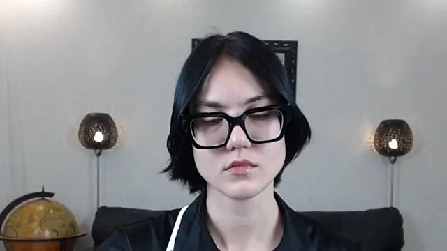 Snapshot of Marie_Fitch chatting on 22, 10, 2025 Marie Fitch online show from 22, 10, 2025
