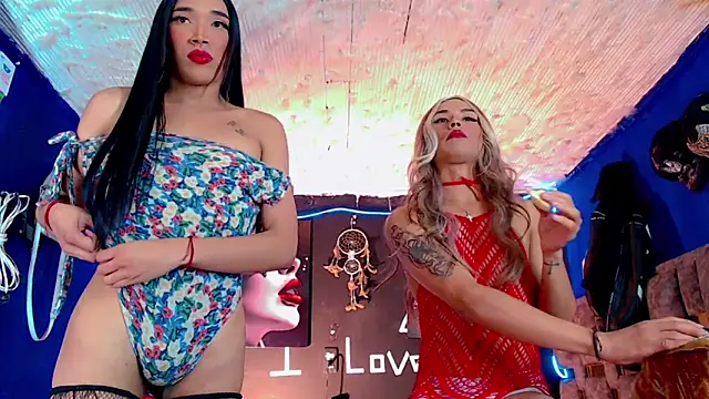 Snapshot of Sexy_Hottxxx chatting on 20, 11, 2025 Sexy Hottxxx online show from 20, 11, 2025