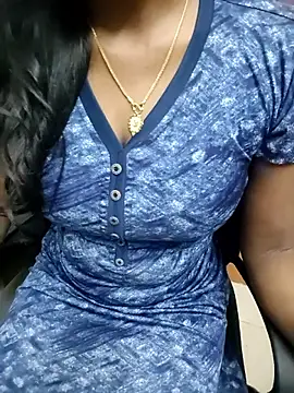 Tamilmallu-duskygirl03 online show from 31, 1, 2026