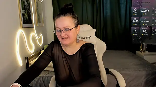 hottyannaa online show from 25, 2, 2026