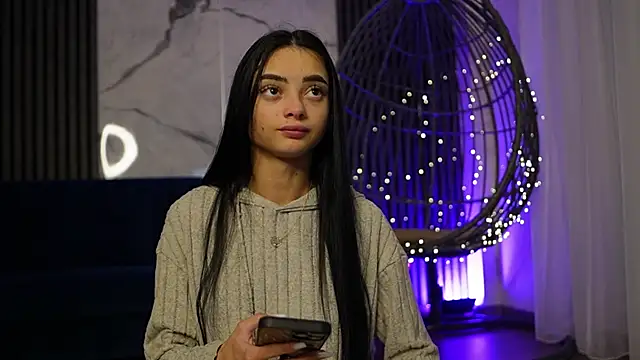 RachelRavee online show from 30, 11, 2025